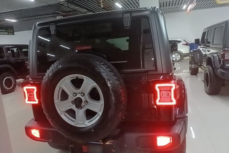 Used Jeep Wrangler 2021 2.0T Sahara Four-Door Edition Rear