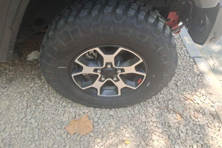 Used Jeep Wrangler 2021 2.0T Robin Hood Four-Door Edition Right Front Wheel Hub