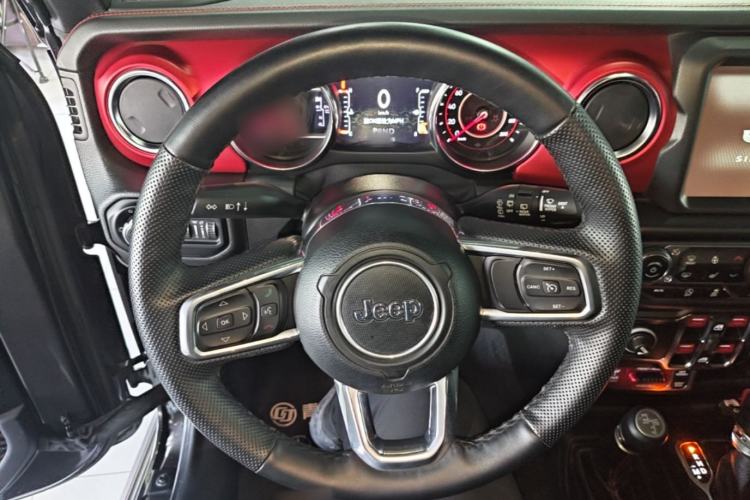 Used Jeep Wrangler 2021 2.0T Robin Hood Four-Door Edition Steering Wheel