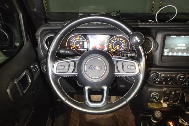 Used Jeep Wrangler 2021 2.0T Sahara Four-Door Edition Steering Wheel