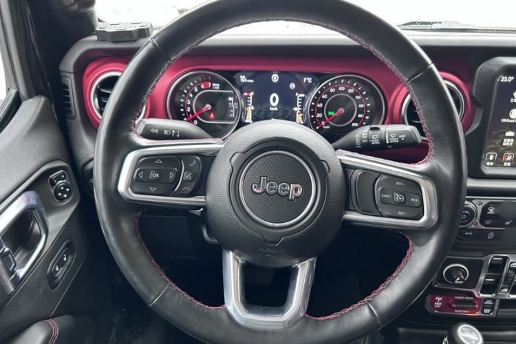 Used Jeep Wrangler 2021 2.0T Robin Hood Four-Door Edition Steering Wheel