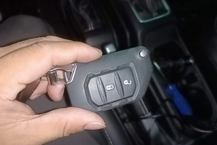 Used Jeep Wrangler 2021 2.0T Sahara Four-Door Edition Vehicle Key