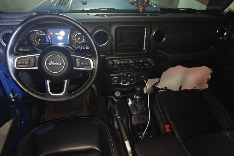 Used Jeep Wrangler 2021 2.0T 80th Anniversary Edition Center Console