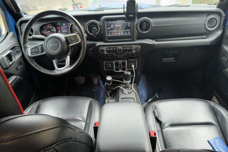 Used Jeep Wrangler 2021 2.0T Sahara Four-Door Edition Center Console