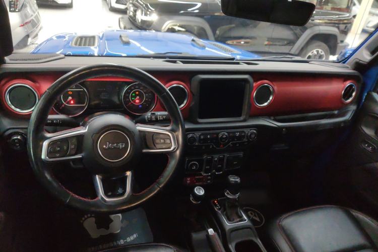 Used Jeep Wrangler 2021 2.0T Robin Hood Four-Door Edition Center Console