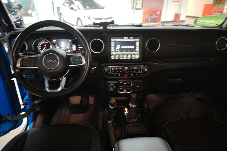 Used Jeep Wrangler 2021 2.0T Sahara Four-Door Edition Center Console