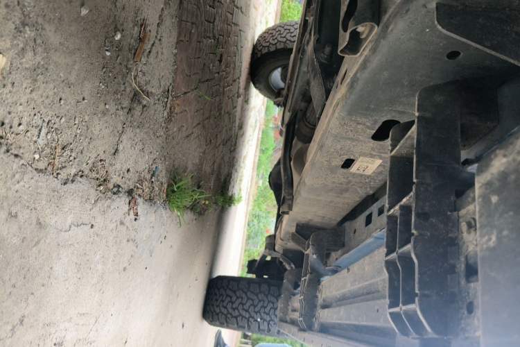 Used Jeep Wrangler 2021 2.0T Sahara Four-Door Edition Chassis Front Left