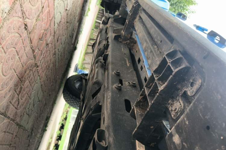 Used Jeep Wrangler 2021 2.0T Sahara Four-Door Edition Chassis Front Right
