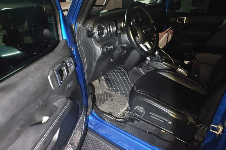 Used Jeep Wrangler 2021 2.0T 80th Anniversary Edition Driver Seat