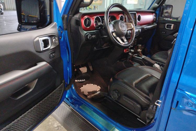 Used Jeep Wrangler 2021 2.0T Robin Hood Four-Door Edition Driver Seat