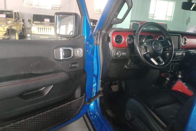 Used Jeep Wrangler 2021 2.0T Robin Hood Four-Door Edition Driver Seat