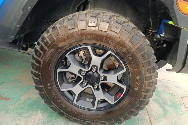 Used Jeep Wrangler 2021 2.0T Robin Hood Four-Door Edition Exterior 7