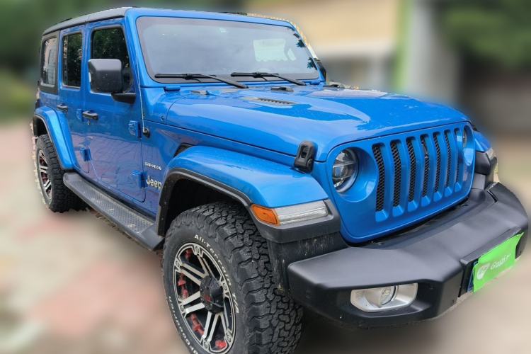 Used Jeep Wrangler 2021 2.0T Sahara Four-Door Edition Front Right 45 Deg