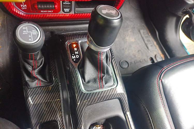 Used Jeep Wrangler 2021 2.0T Robin Hood Four-Door Edition Gear Lever