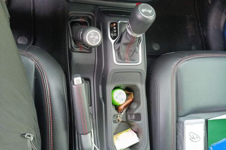 Used Jeep Wrangler 2021 2.0T Robin Hood Four-Door Edition Gear Lever