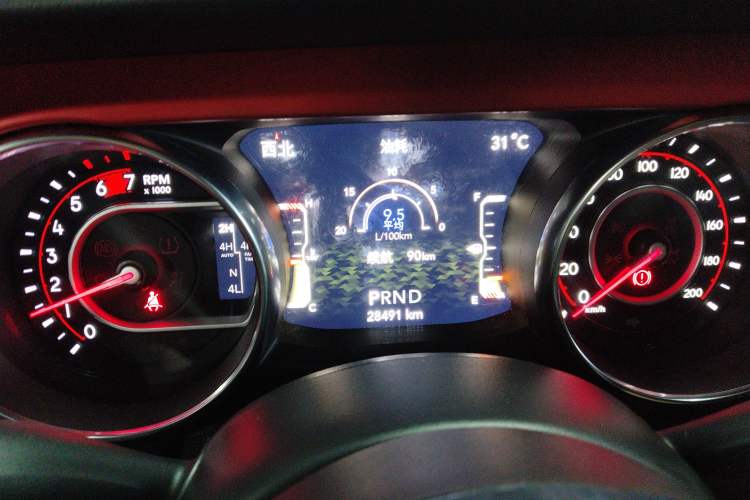 Used Jeep Wrangler 2021 2.0T Robin Hood Four-Door Edition Instrument Cluster