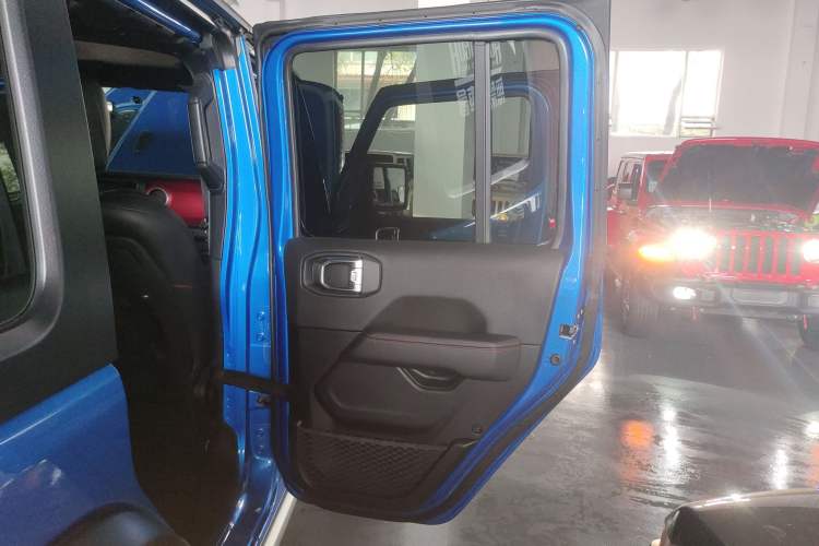 Used Jeep Wrangler 2021 2.0T Robin Hood Four-Door Edition Interior 3