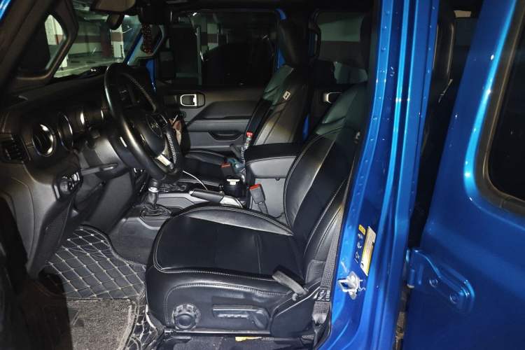 Used Jeep Wrangler 2021 2.0T 80th Anniversary Edition Left Front Seat