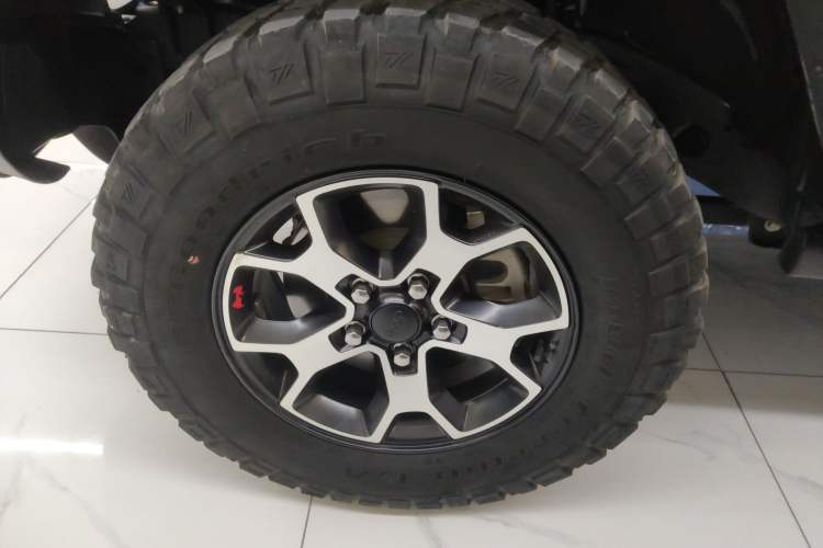 Used Jeep Wrangler 2021 2.0T Robin Hood Four-Door Edition Left Front Wheel Hub