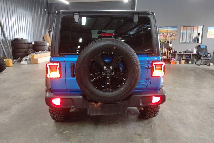 Used Jeep Wrangler 2021 2.0T Robin Hood Four-Door Edition Rear