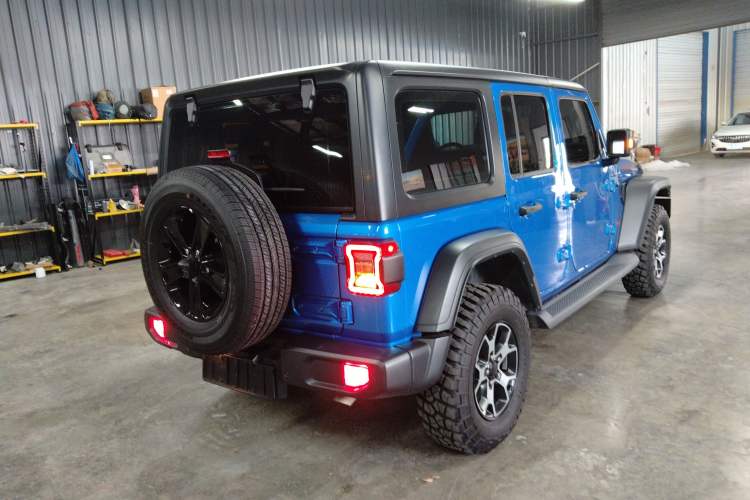 Used Jeep Wrangler 2021 2.0T Robin Hood Four-Door Edition Rear Right 45 Deg