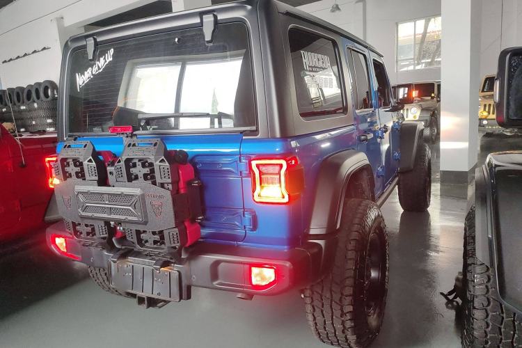 Used Jeep Wrangler 2021 2.0T Robin Hood Four-Door Edition Rear Right 45 Deg