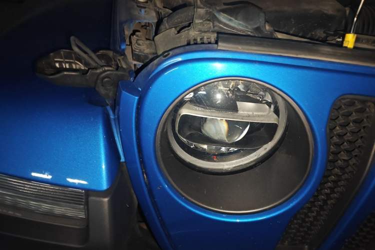 Used Jeep Wrangler 2021 2.0T 80th Anniversary Edition Right Front Headlight