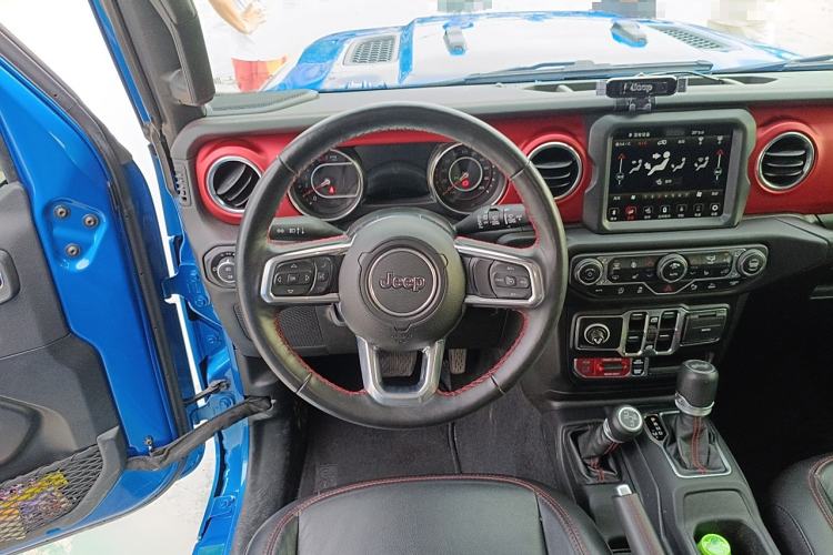 Used Jeep Wrangler 2021 2.0T Robin Hood Four-Door Edition Steering Wheel