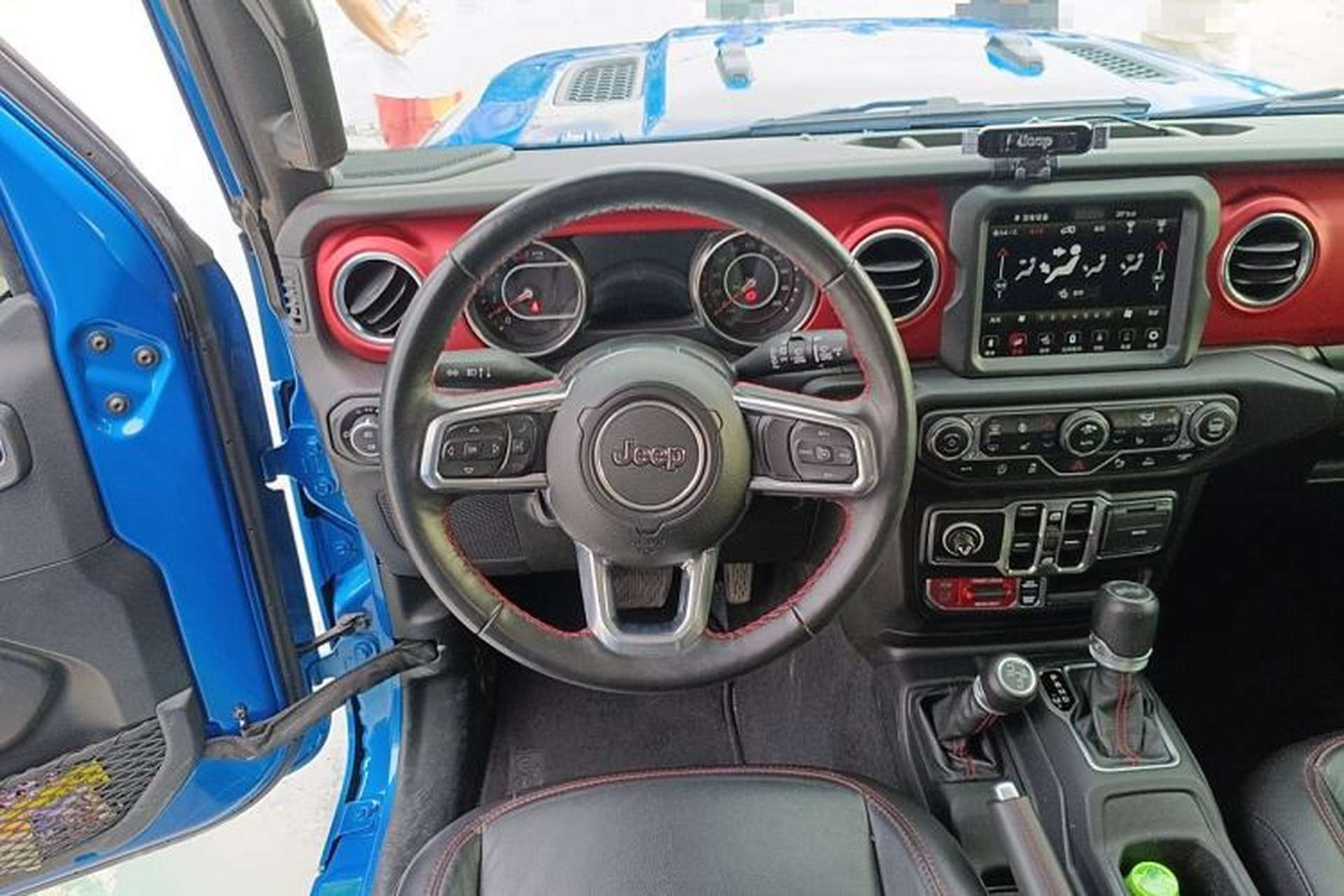 Used Jeep Wrangler 2021 2.0T Robin Hood Four-Door Edition Steering Wheel