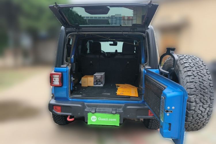 Used Jeep Wrangler 2021 2.0T Sahara Four-Door Edition Trunk