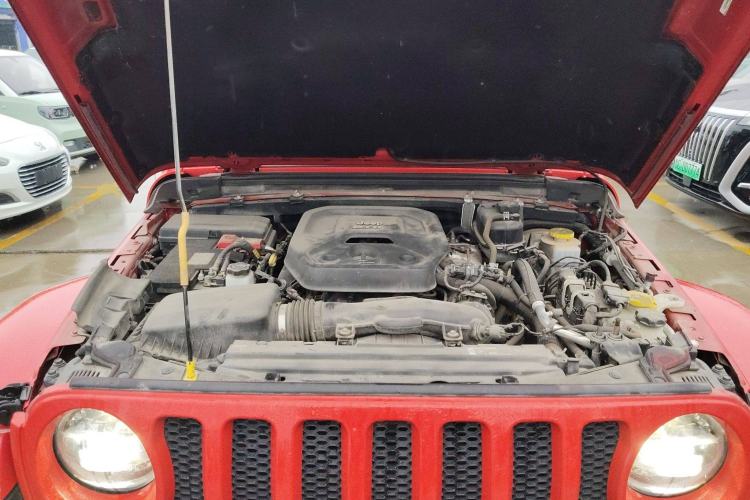 Used Jeep Wrangler 2021 2.0T Sahara Four-Door Edition Engine Bay