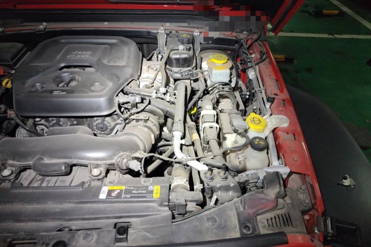 Used Jeep Wrangler 2021 2.0T Robin Hood two-door version Engine Bay Left
