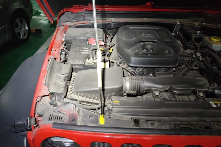 Used Jeep Wrangler 2021 2.0T Robin Hood two-door version Engine Bay Right