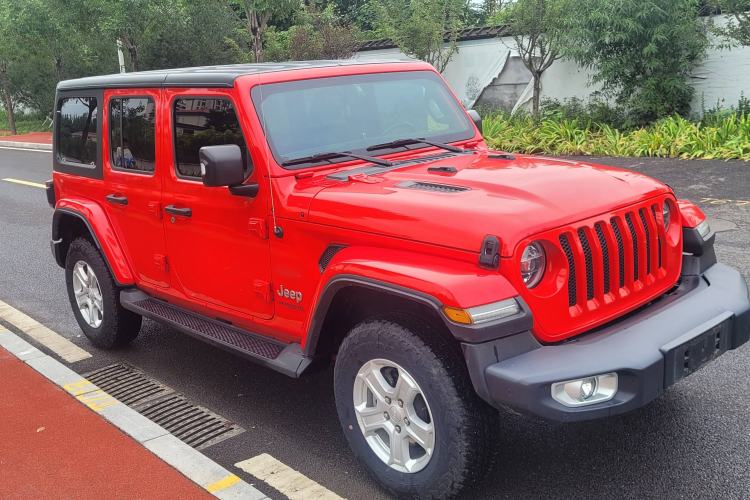 Used Jeep Wrangler 2021 2.0T Sahara Four-Door Edition Exterior 2