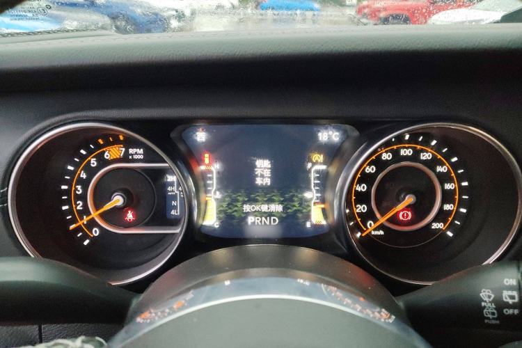 Used Jeep Wrangler 2021 2.0T Sahara Four-Door Edition Instrument Cluster