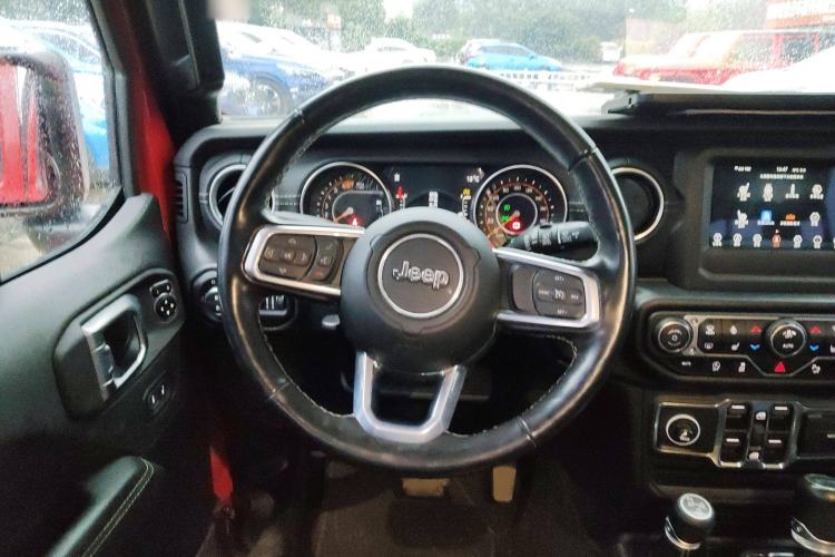 Used Jeep Wrangler 2021 2.0T Sahara Four-Door Edition Steering Wheel