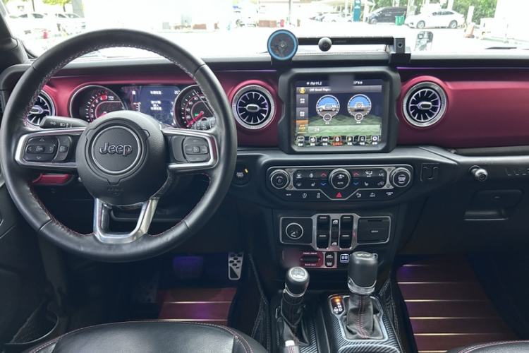 Used Jeep Wrangler 2021 2.0T Robin Hood Four-Door Edition Audio And AC Panel
