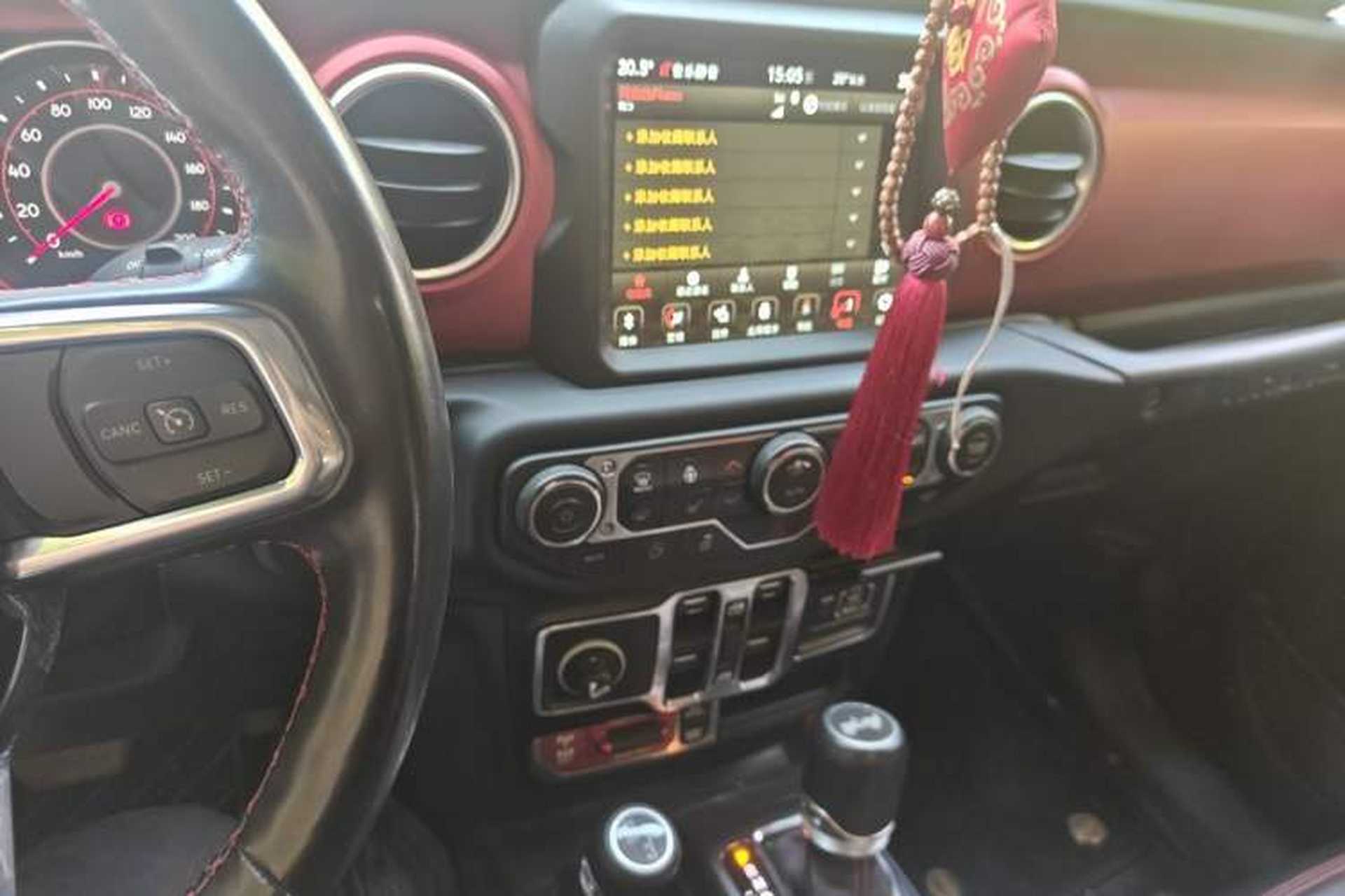 Used Jeep Wrangler 2021 2.0T Robin Hood Four-Door Edition Audio And AC Panel