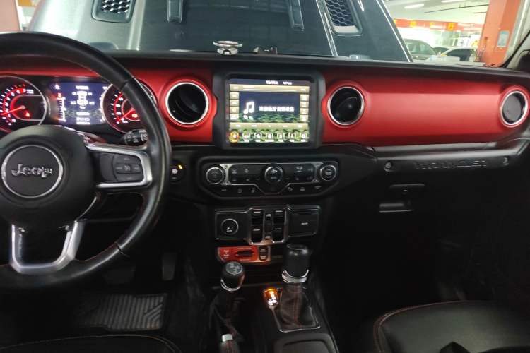 Used Jeep Wrangler 2021 2.0T Robin Hood Four-Door Edition Audio And AC Panel