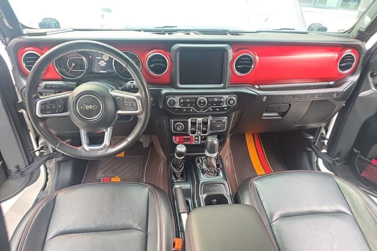 Used Jeep Wrangler 2021 2.0T Robin Hood Four-Door Edition Center Console