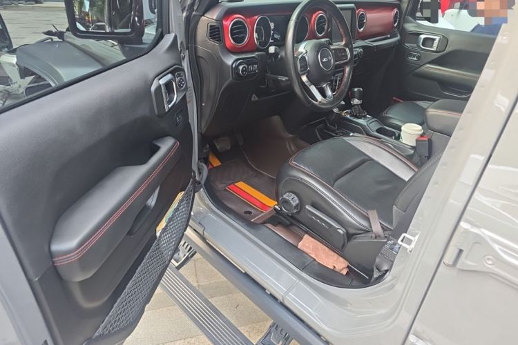 Used Jeep Wrangler 2021 2.0T Robin Hood Four-Door Edition Driver Seat