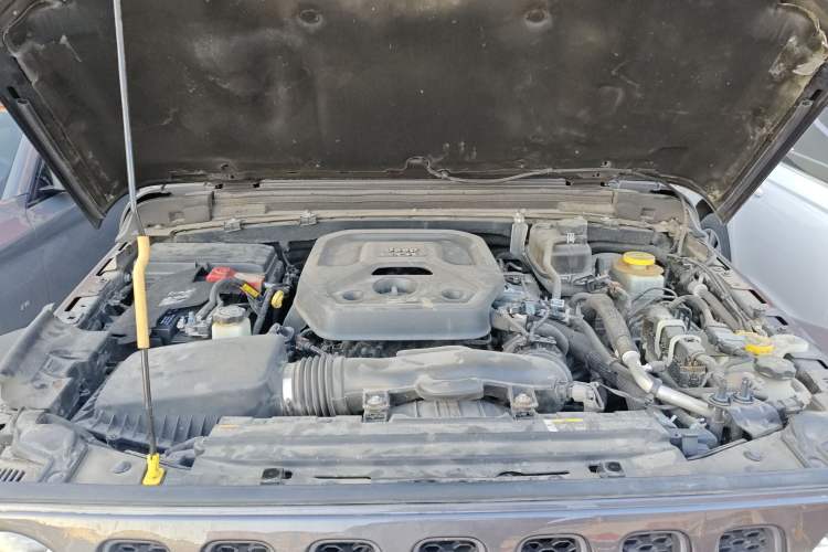 Used Jeep Wrangler 2021 2.0T Robin Hood Four-Door Edition Engine Bay