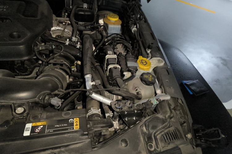 Used Jeep Wrangler 2021 2.0T Robin Hood Four-Door Edition Engine Bay Left