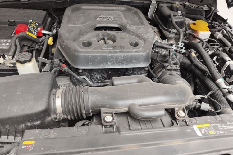 Used Jeep Wrangler 2021 2.0T Sahara Four-Door Edition Engine Bay