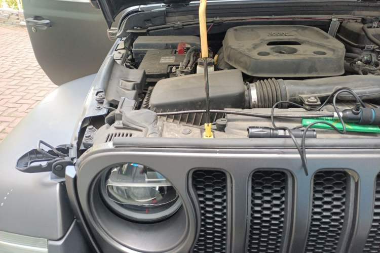 Used Jeep Wrangler 2021 2.0T 80th Anniversary Edition Engine Bay Right