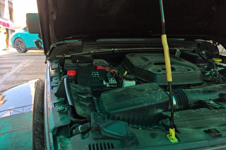 Used Jeep Wrangler 2021 2.0T Robin Hood Four-Door Edition Engine Bay Right