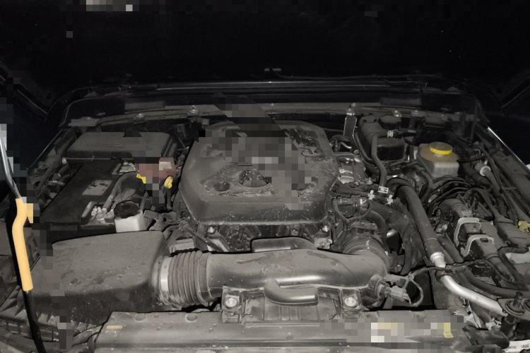 Used Jeep Wrangler 2021 2.0T Robin Hood Four-Door Edition Engine Bay