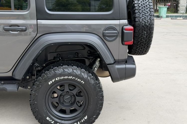 Used Jeep Wrangler 2021 2.0T Robin Hood Four-Door Edition Exterior 11