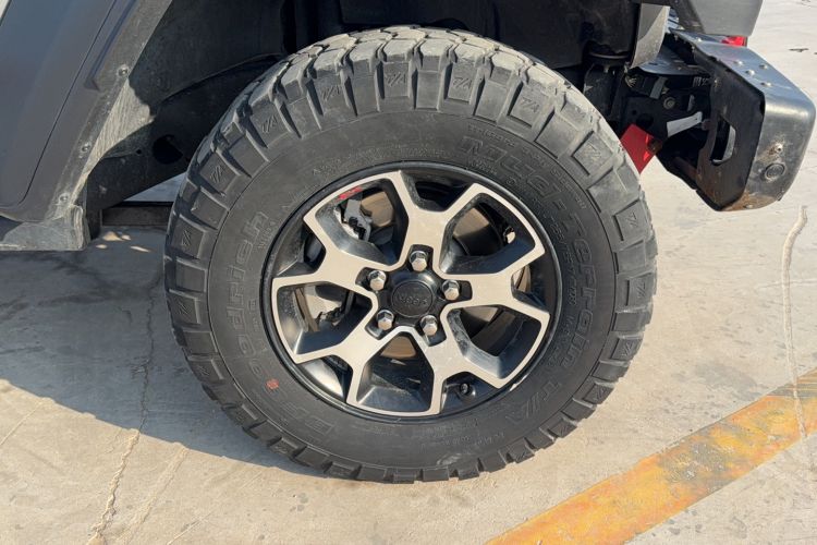 Used Jeep Wrangler 2021 2.0T Robin Hood Four-Door Edition Exterior 3