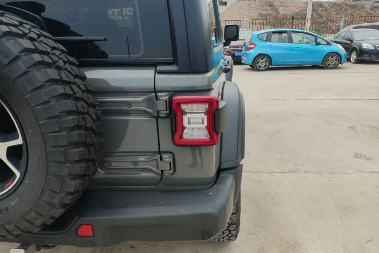 Used Jeep Wrangler 2021 2.0T Robin Hood Four-Door Edition Exterior 3